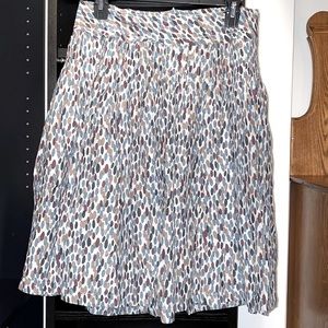 BANANA REPUBLIC Bubble Pattern Skirt